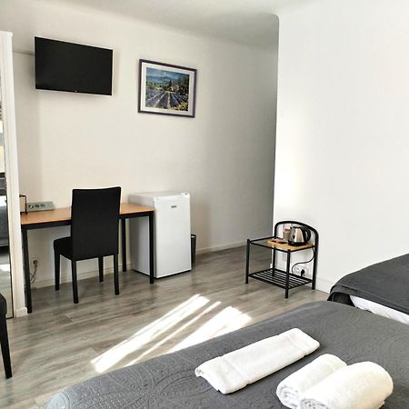 Hotel La Bastide D'Entraigues Ngoại thất bức ảnh