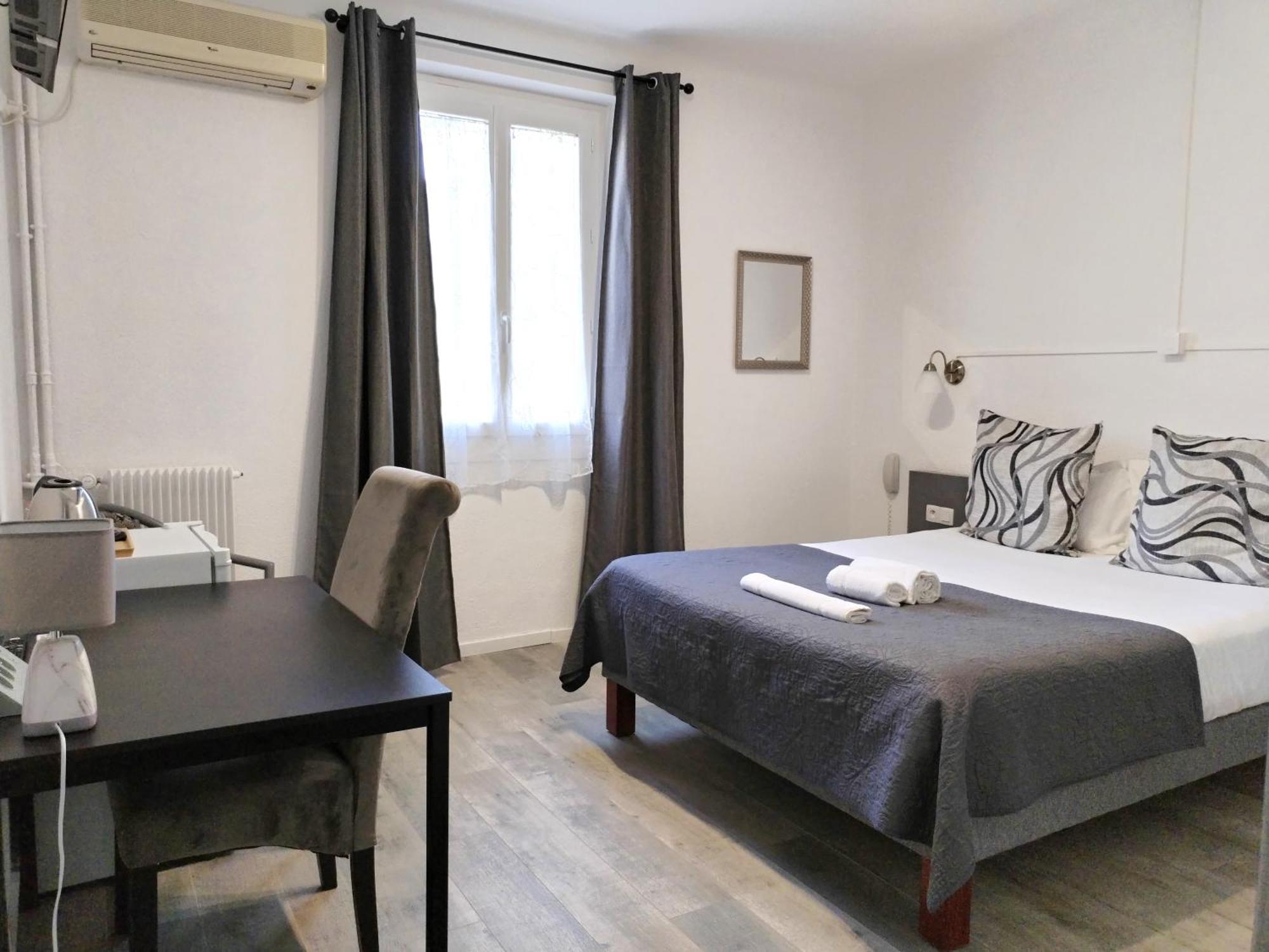 Hotel La Bastide D'Entraigues Ngoại thất bức ảnh