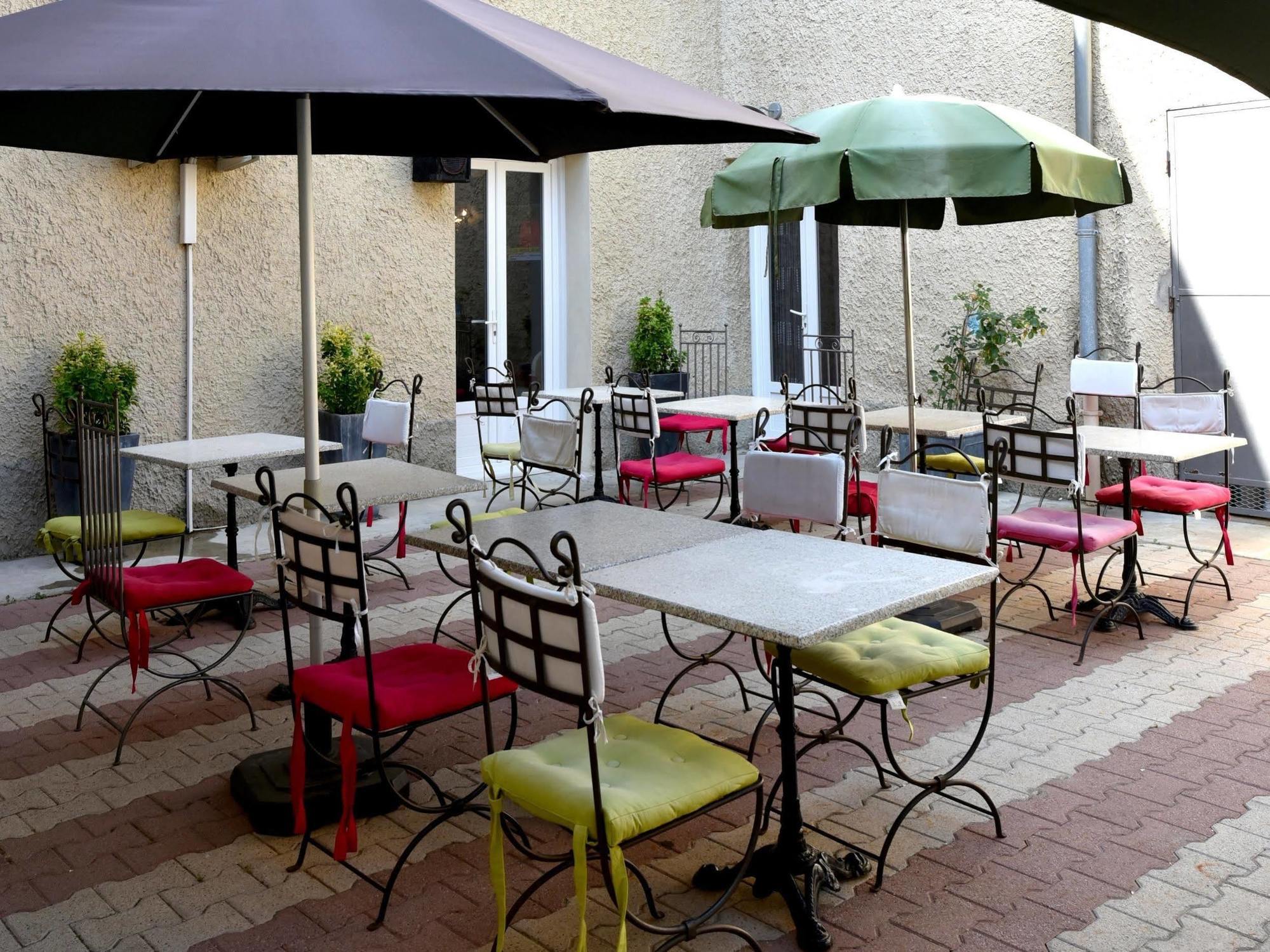 Hotel La Bastide D'Entraigues Ngoại thất bức ảnh